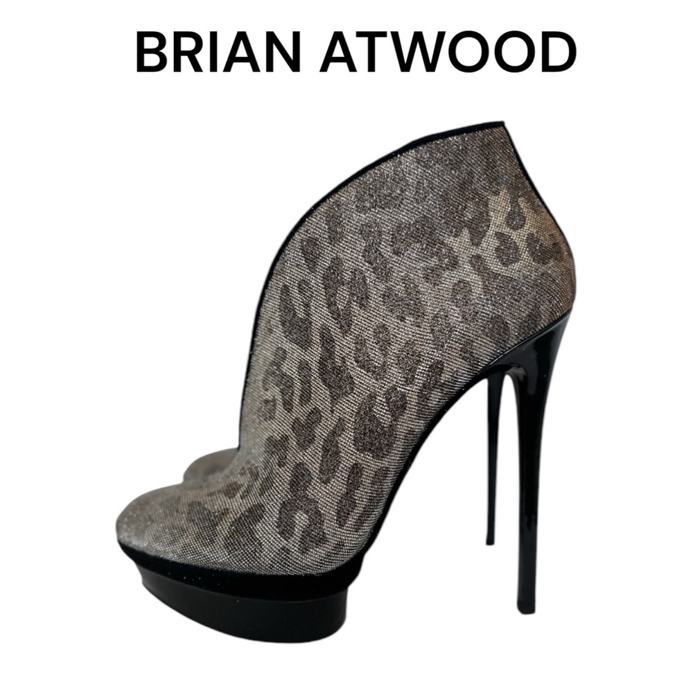 Brian Atwood Fortosa Platform Animal Metallic Pumps New With Dust Bag Size 8